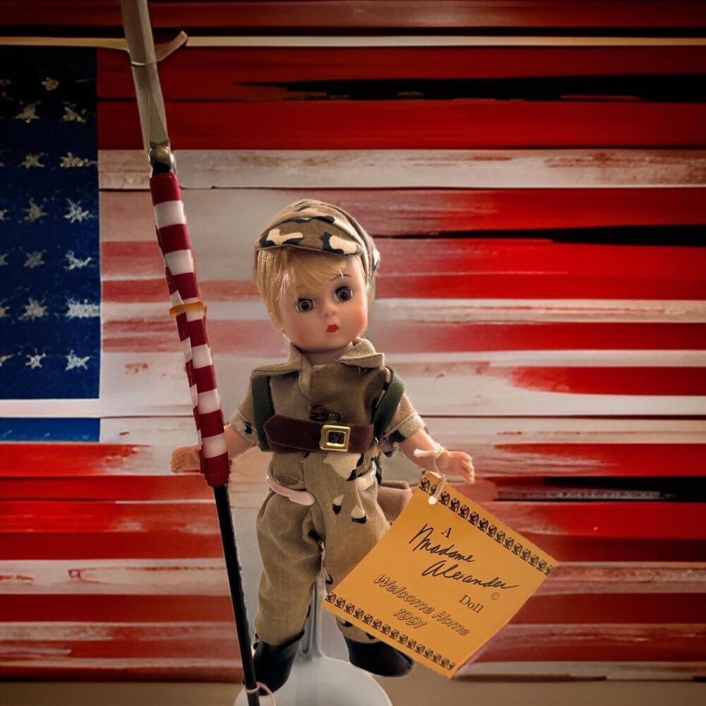 Madame Alexander Welcome Home Desert Storm 1991 Boy Doll, 8 in, 911 original box